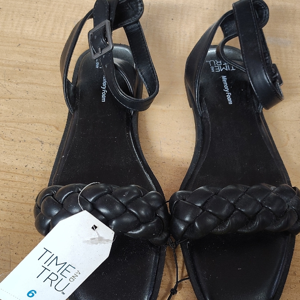 Time and Tru Women's Black Braided Sandals